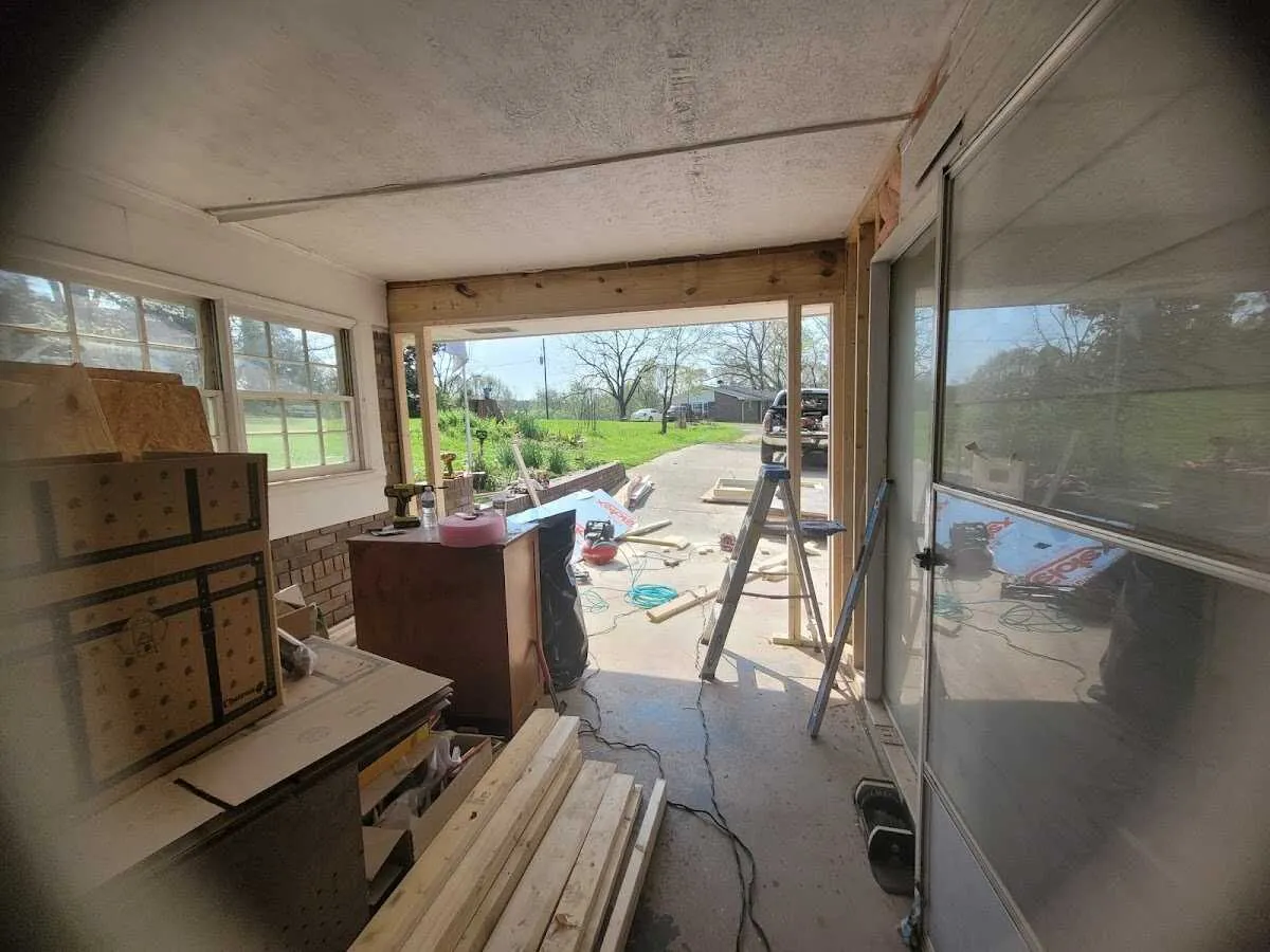 Air movers and dehumidifier for Drying & Dehumidification in Raymondville